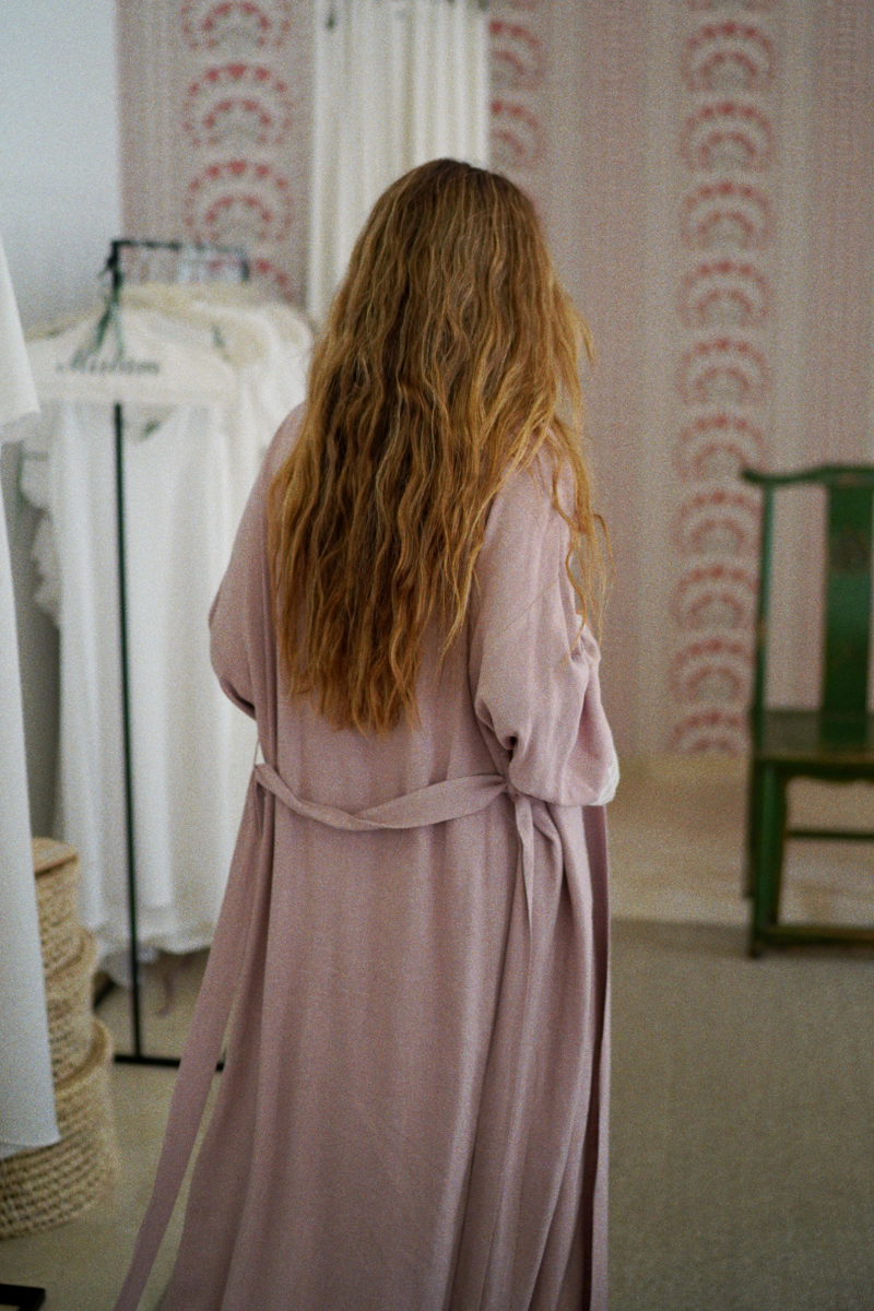 Conjunto Yoko Ono Rosa