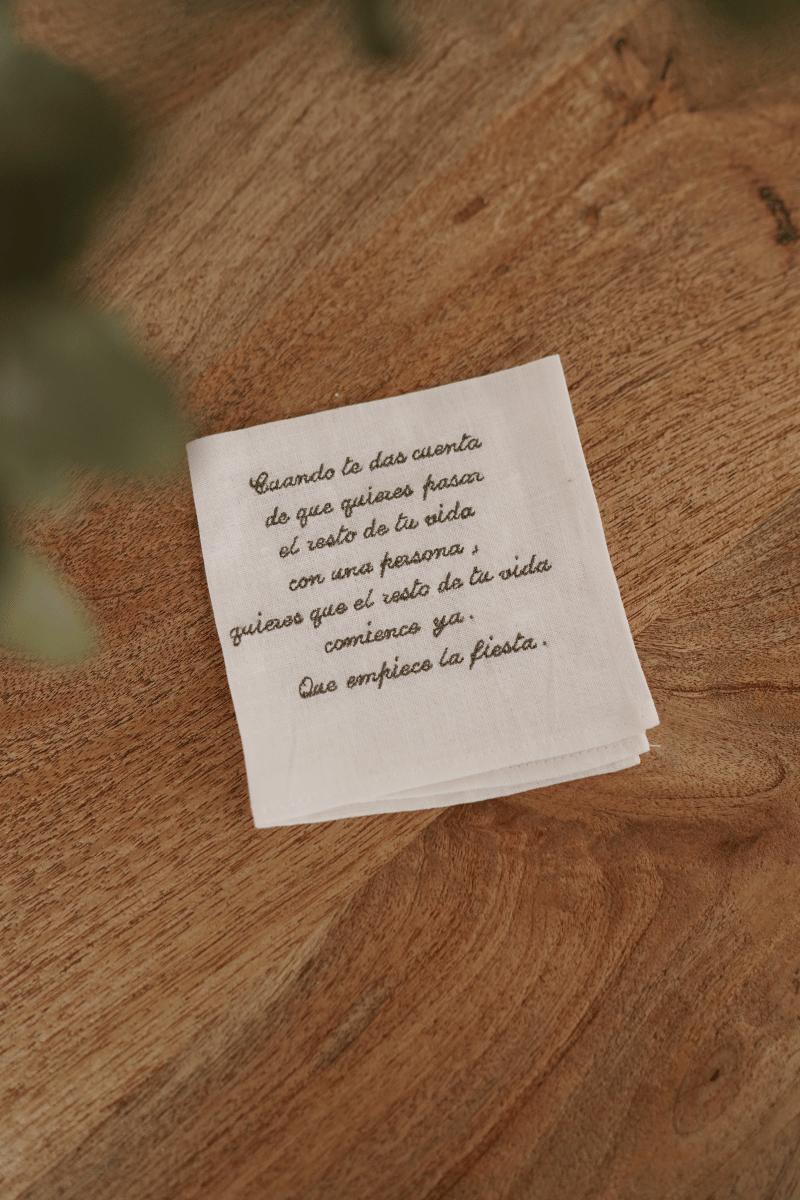 Pañuelo Bordado Novio