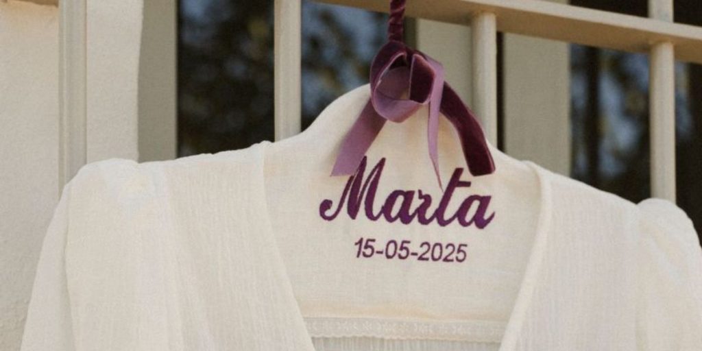 Perchas personalizadas boda