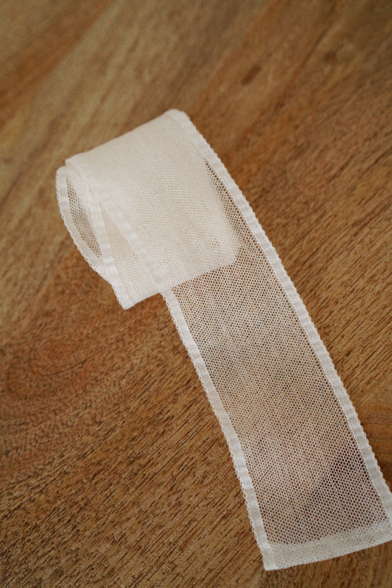 Versailles Bouquet Ribbon